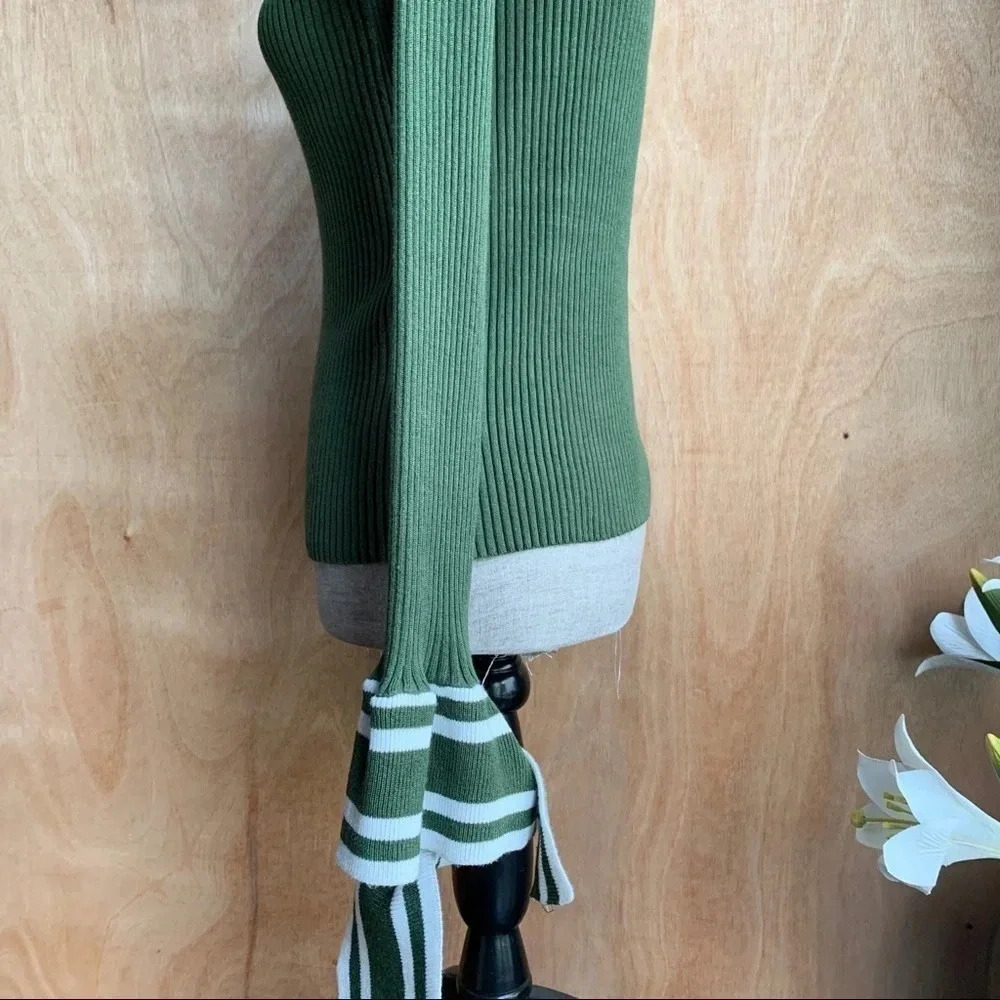 SETTLEDOWN Ribbed Sweater - Picture 4 of 8